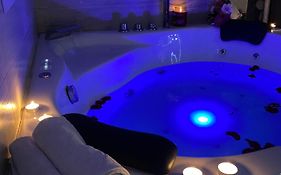 Old Town Suite